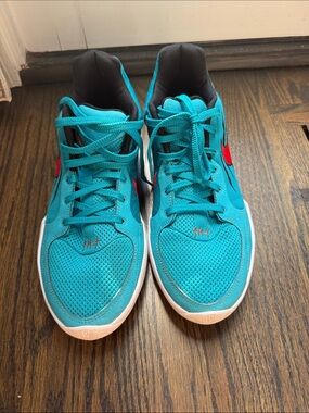 Nike men’s sneakers